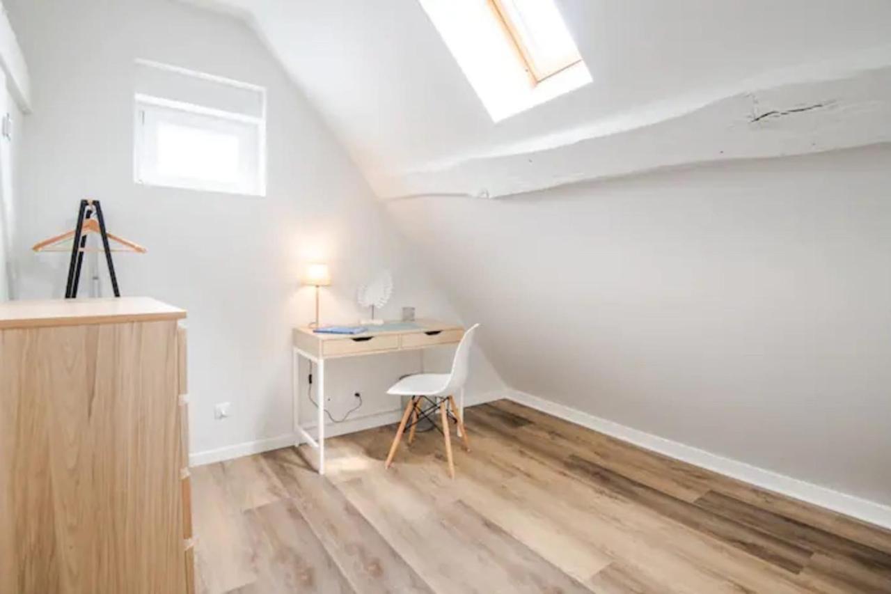 Comfortable Air-Conditioned T3 In The Heart Of Amboise With Parking Space Extérieur photo