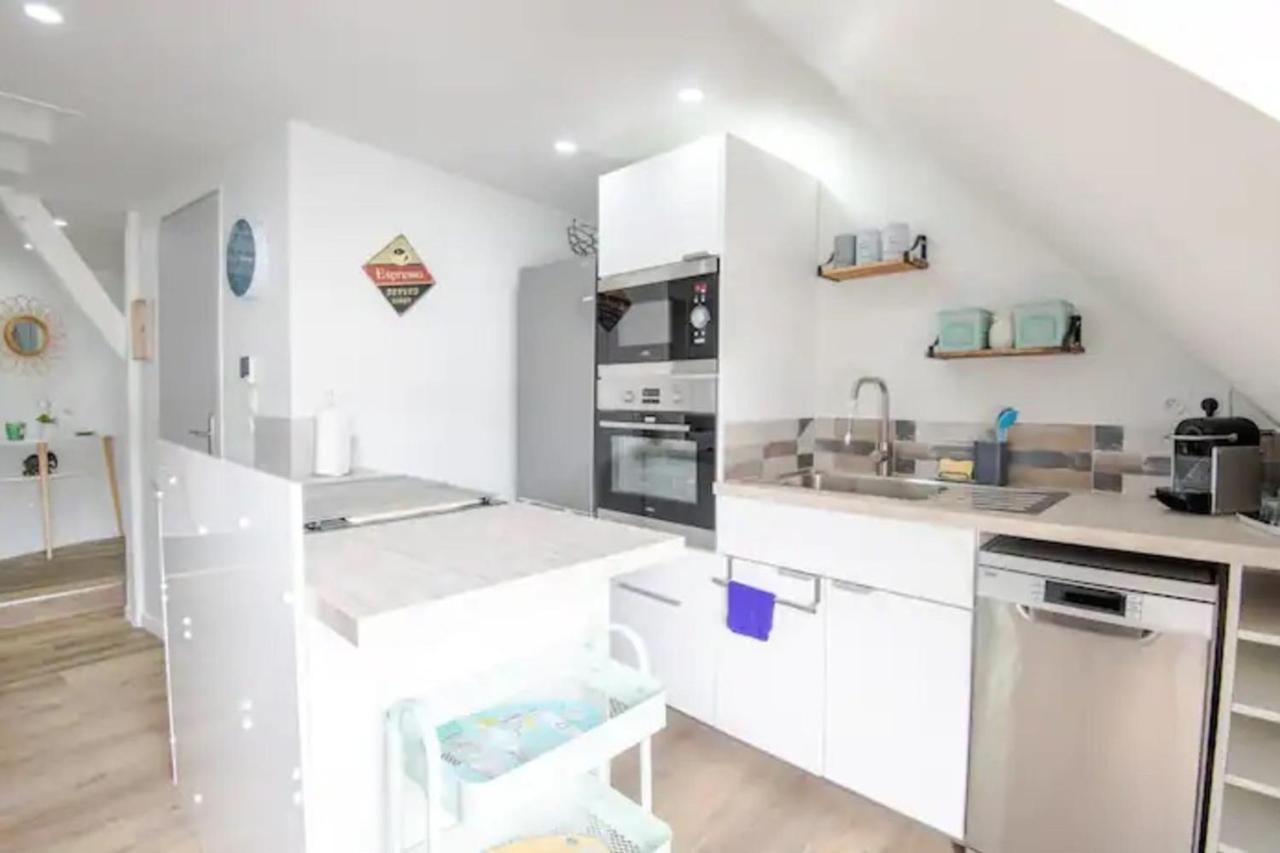 Comfortable Air-Conditioned T3 In The Heart Of Amboise With Parking Space Extérieur photo